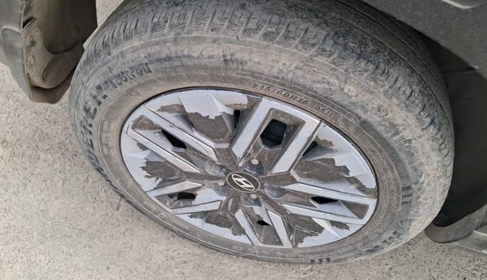 2021 Hyundai VENUE SX 1.5 CRDI, Diesel, Manual, 88,068 km, tyre