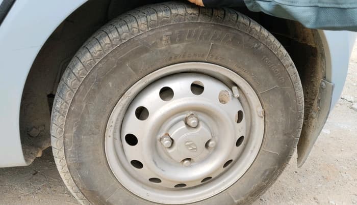 2011 Hyundai i10 ERA 1.1, Petrol, Manual, 62,392 km, tyre