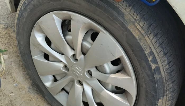 2017 Maruti Baleno SIGMA PETROL 1.2, Petrol, Manual, 75,038 km, tyre