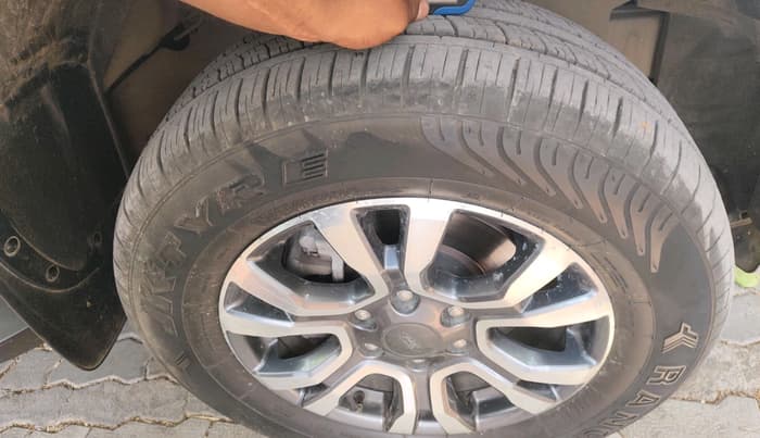 2021 Ford Endeavour TITANIUM PLUS 2.0 4X2 AT SUNROOF, Diesel, Automatic, 93,904 km, tyre