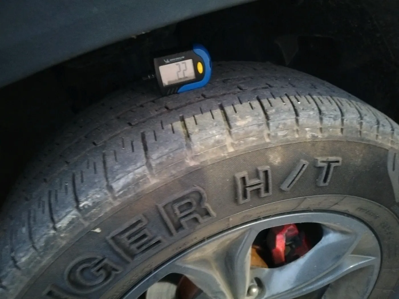 2021 Tata Harrier XT PLUS 2.0L KRYOTEC, Diesel, Manual, 1,07,359 km, tyre