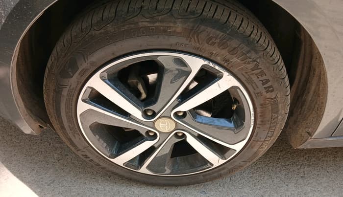 2023 Tata ALTROZ XZ PLUS SUNROOF CNG, CNG, Manual, 36,857 km, tyre
