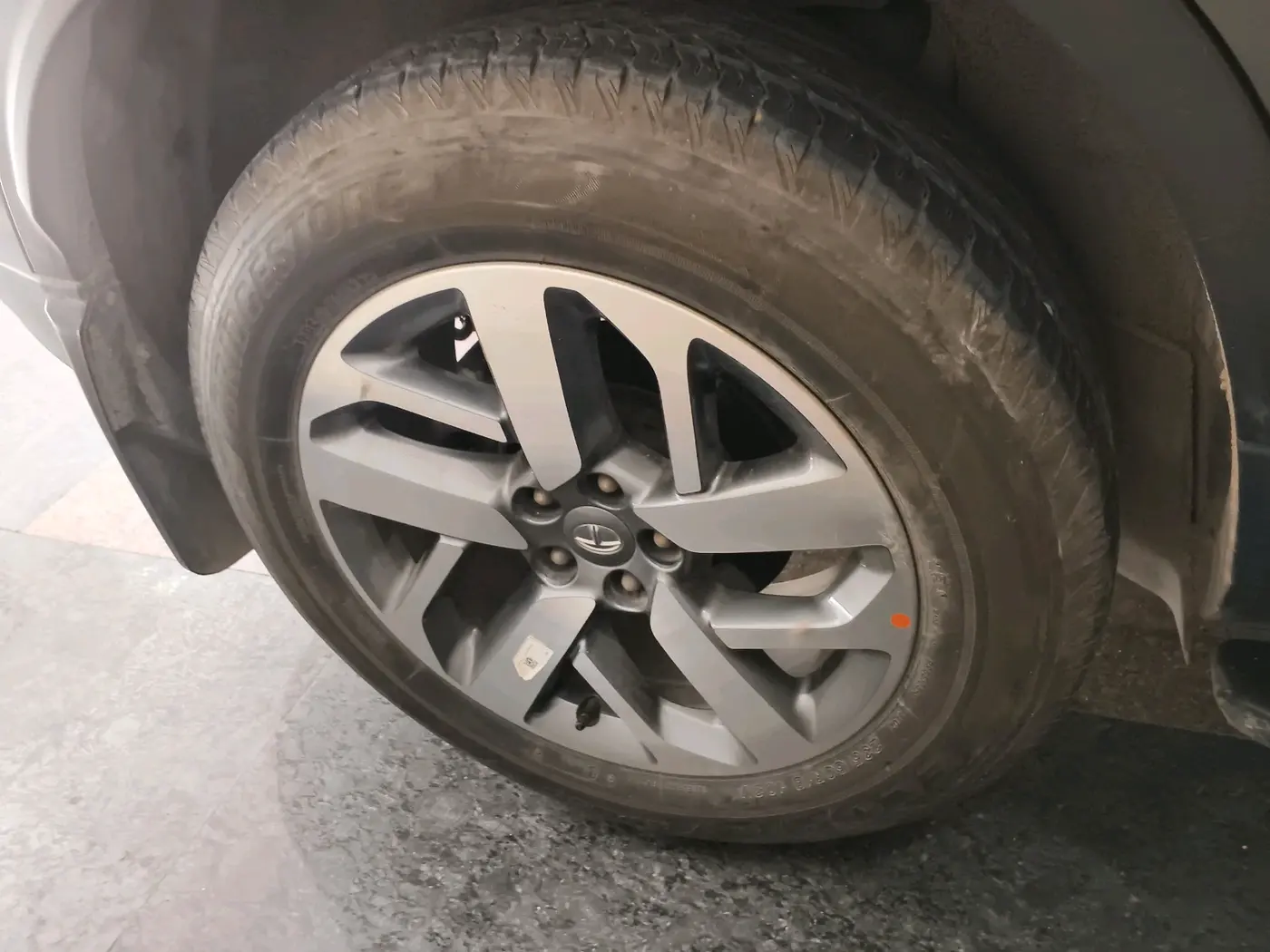 2021 Tata Safari XZA PLUS, Diesel, Automatic, 16,675 km, tyre