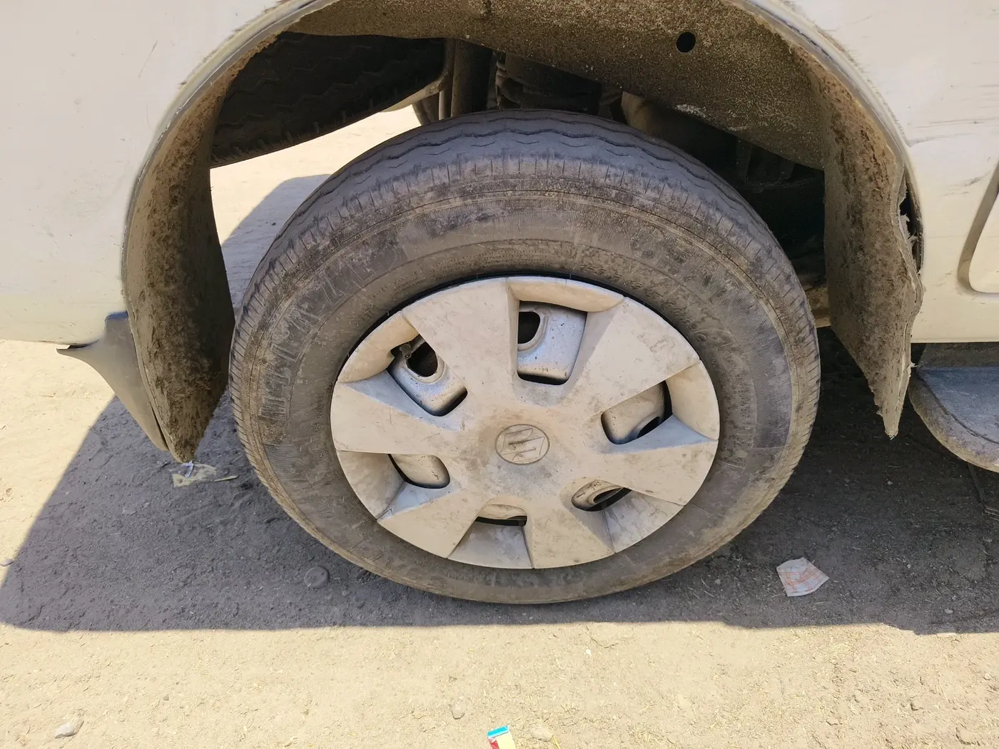 2021 Maruti Eeco 5 STR WITH A/C+HTR, CNG, Manual, 87,972 km, tyre