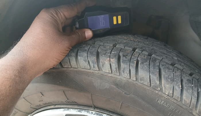 2011 Tata Indica Vista TERRA TDI, Diesel, Manual, 92,517 km, tyre