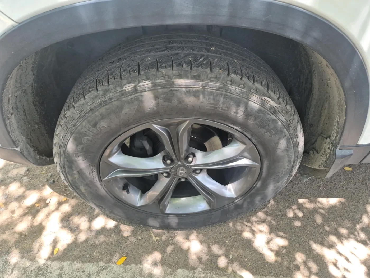 2020 Tata Harrier XT 2.0L KRYOTEC, Diesel, Manual, 1,67,014 km, tyre