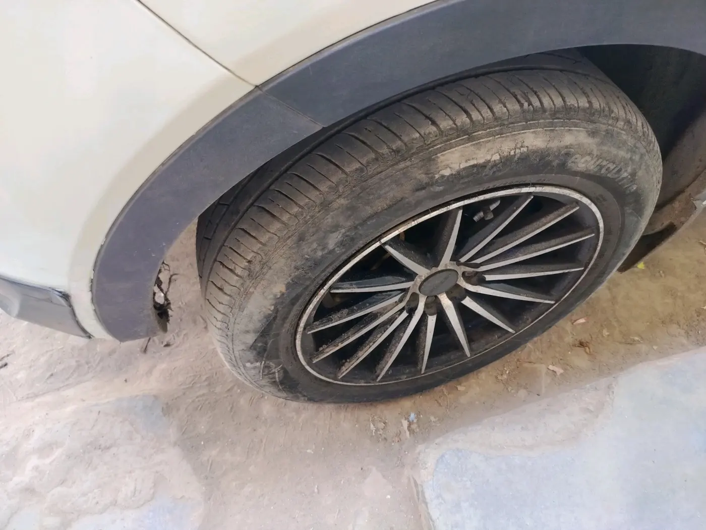2018 Tata NEXON XM PETROL, Petrol, Manual, 58,570 km, tyre