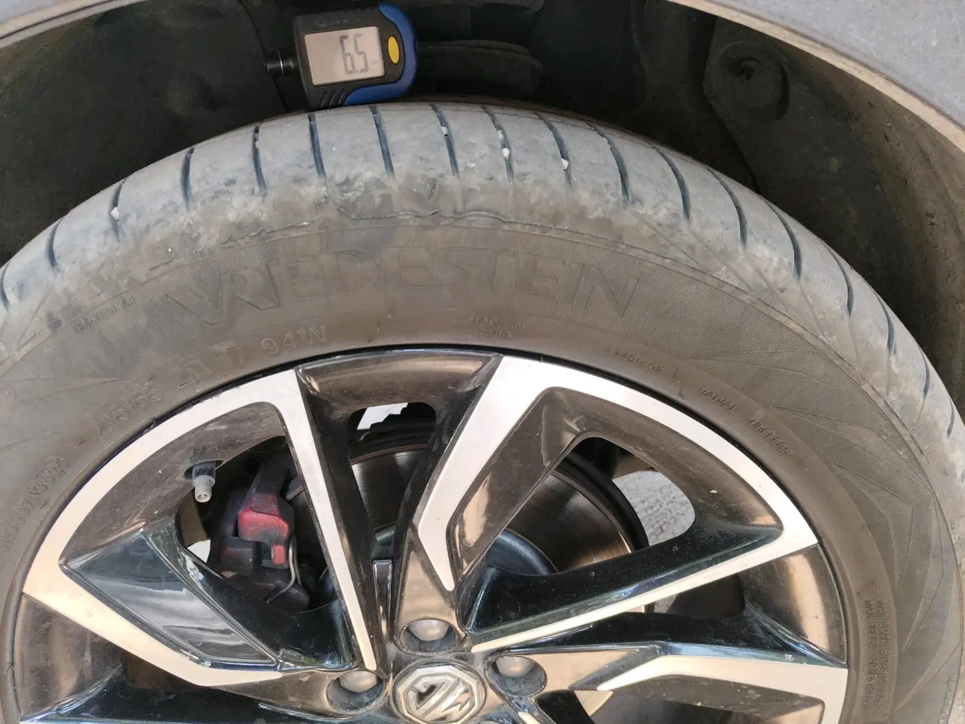 2022 MG ASTOR SAVVY 1.3 TURBO AT S RED, Petrol, Automatic, 50,180 km, tyre