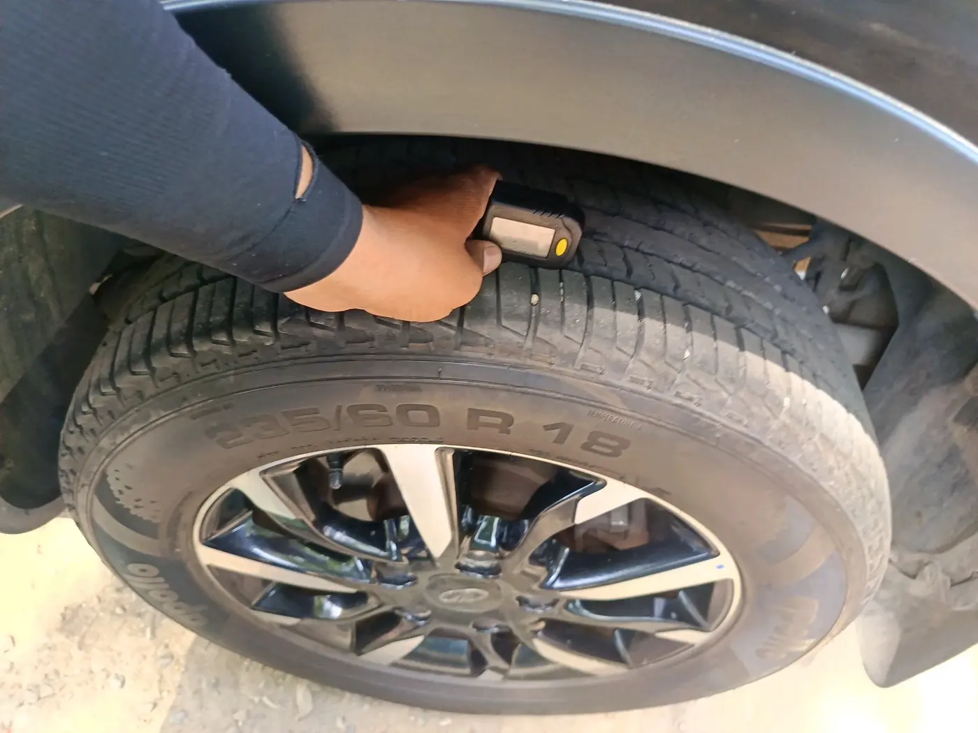 2018 Mahindra XUV500 W11 AT, Diesel, Automatic, 96,264 km, tyre