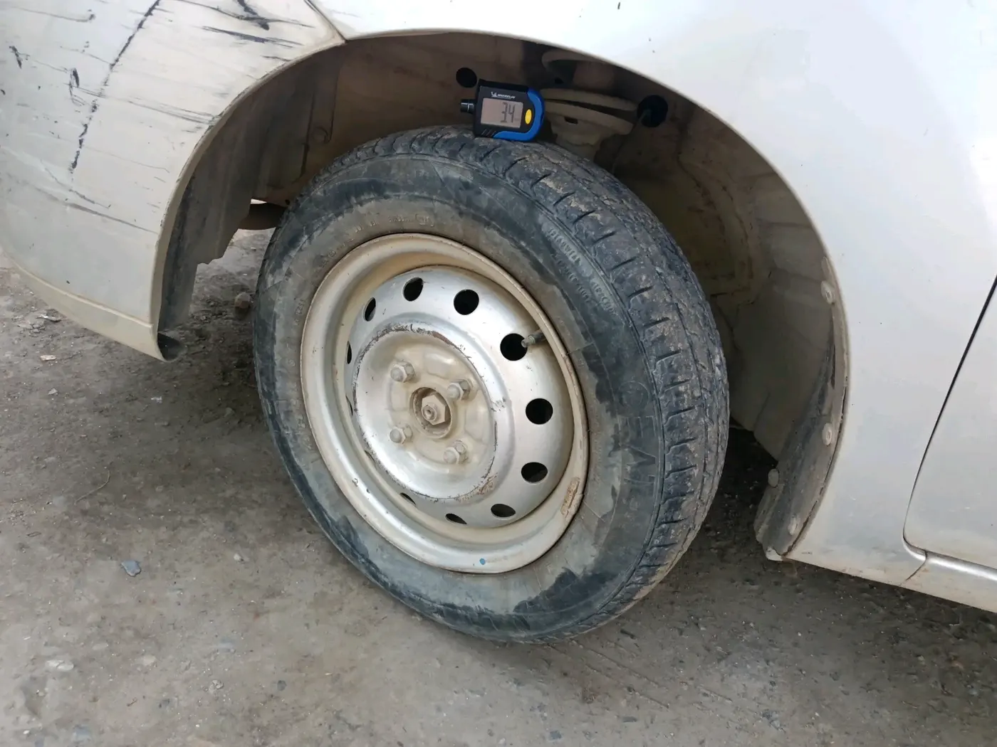 2012 Maruti Wagon R 1.0 LXI, Petrol, Manual, 44,657 km, tyre