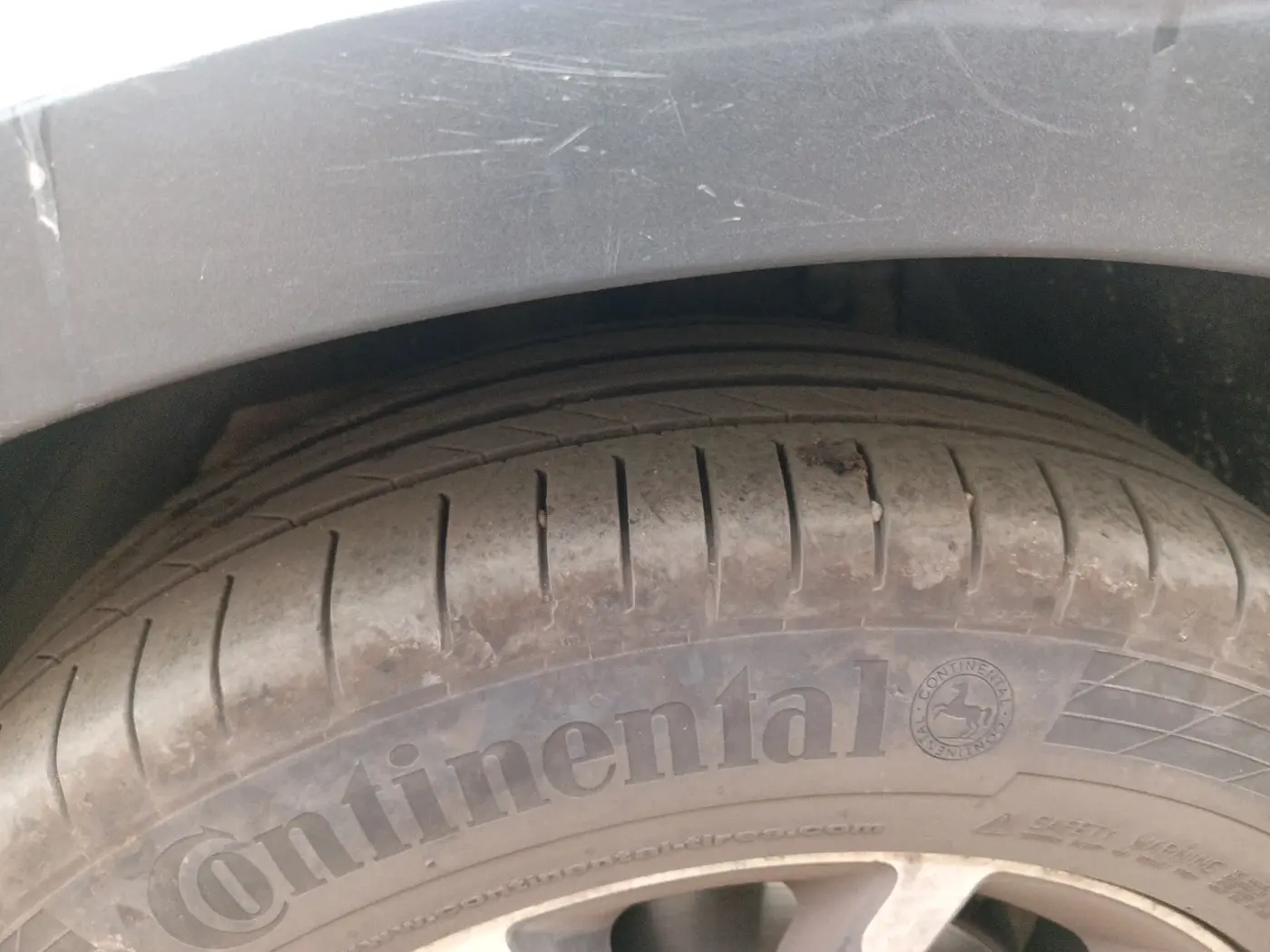2018 Mahindra XUV500 W11, Diesel, Manual, 1,19,649 km, tyre