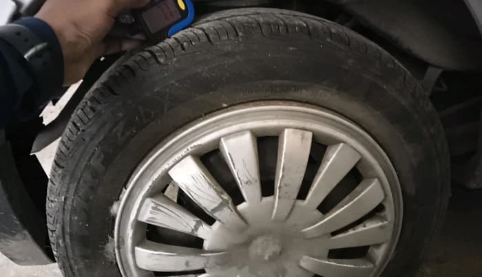 2011 Maruti Zen Estilo VXI, Petrol, Manual, 48,782 km, tyre