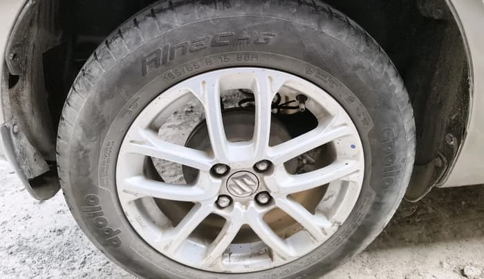 2018 Maruti Swift ZXI AMT, Petrol, Automatic, 79,559 km, tyre