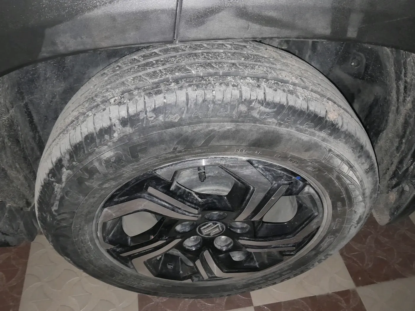 2024 Maruti BREZZA ZXI + SMART HYBRID, Petrol, Manual, 5,322 km, tyre