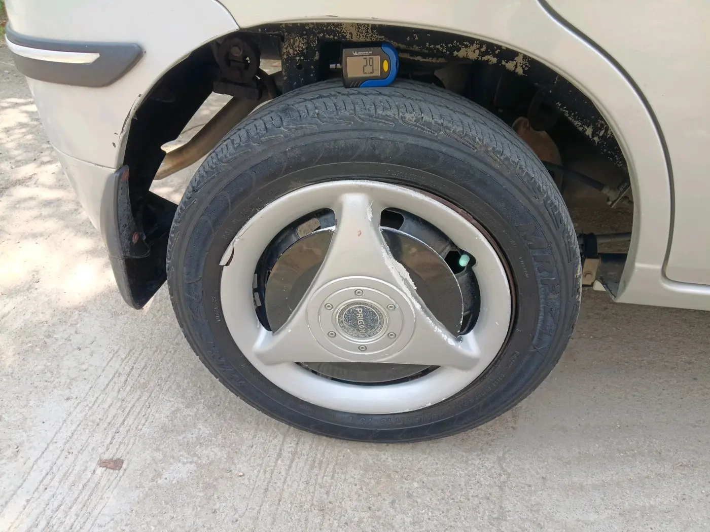 2011 Maruti Alto K10 VXI, Petrol, Manual, 80,000 km, tyre