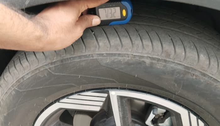 2025 Tata NEXON Creative Plus (PS) 1.2 Petrol DCA Dual Tone, Petrol, Automatic, 7,248 km, tyre