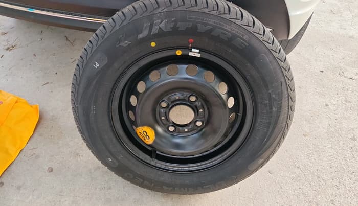 2022 Tata TIGOR XZ PLUS CNG, CNG, Manual, 73,182 km, tyre