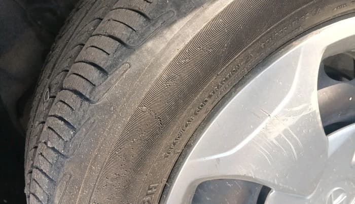 2019 Tata Tiago XT PETROL, Petrol, Manual, 44,178 km, tyre