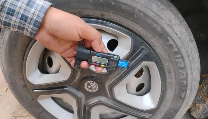 2020 Tata NEXON XE PETROL, Petrol, Manual, 67,528 km, tyre