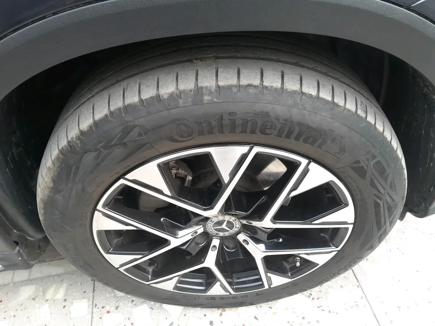 2024 Mercedes Benz GLC CLASS 300 4MATIC, Petrol, Automatic, 15,724 km, tyre