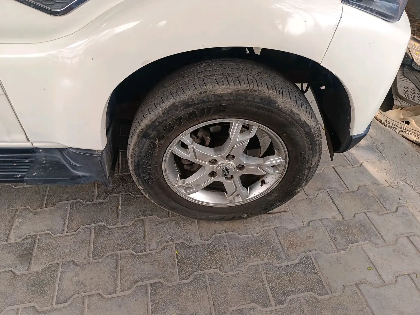 2015 Mahindra Scorpio S10, Diesel, Manual, 1,29,103 km, tyre