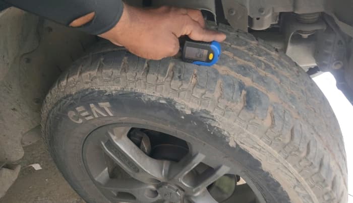 2022 Mahindra Thar LX D AT 4WD HT, Diesel, Automatic, 68,255 km, tyre