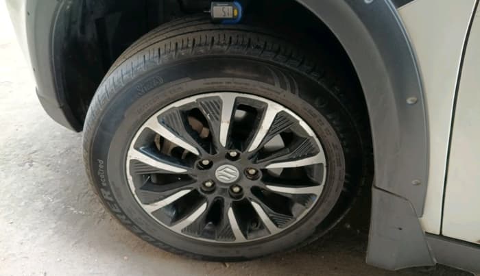 2020 Maruti Vitara Brezza LXI, Petrol, Manual, 58,137 km, tyre
