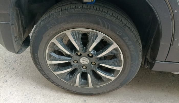 2020 Maruti Vitara Brezza LXI, Petrol, Manual, 58,137 km, tyre