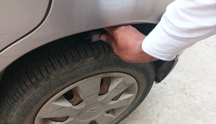 2013 Maruti Alto K10 VXI, Petrol, Manual, 77,115 km, tyre