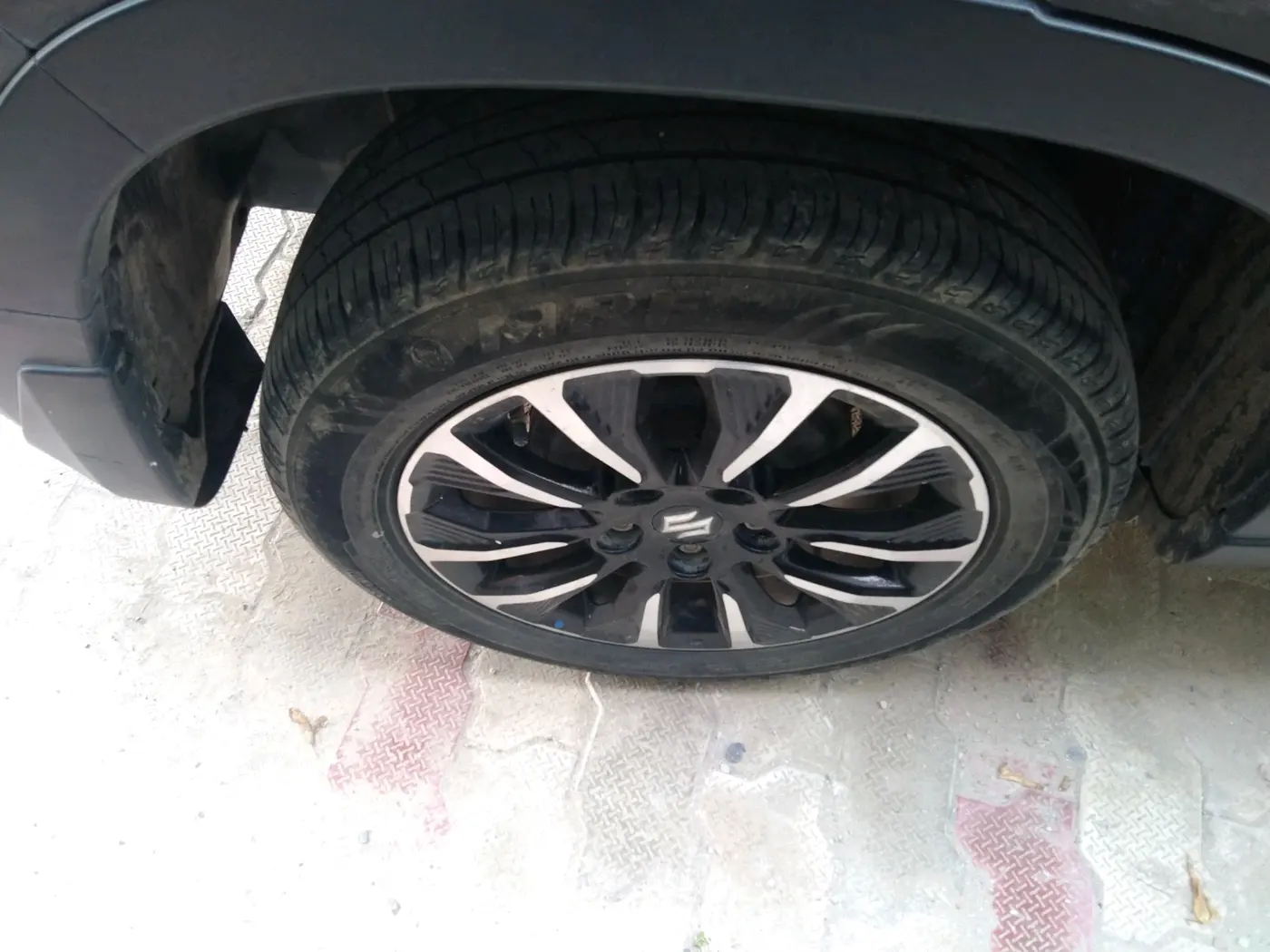 2021 Maruti Vitara Brezza VXI, Petrol, Manual, 61,608 km, tyre