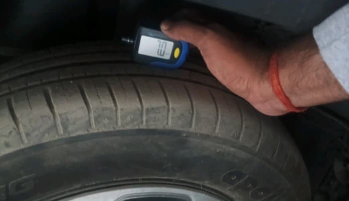 2023 Tata PUNCH PURE MT, Petrol, Manual, 3,429 km, tyre