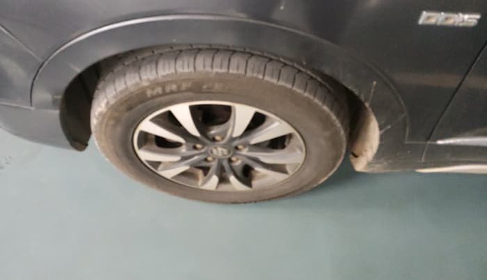 2019 Maruti S Cross ZETA 1.3, Diesel, Manual, 1,48,966 km, tyre