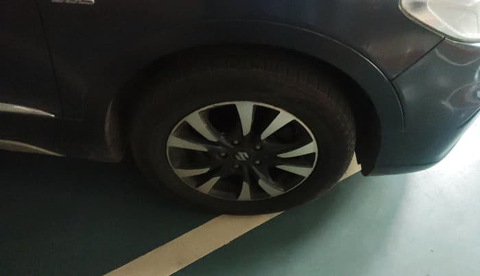 2019 Maruti S Cross ZETA 1.3, Diesel, Manual, 1,48,966 km, tyre