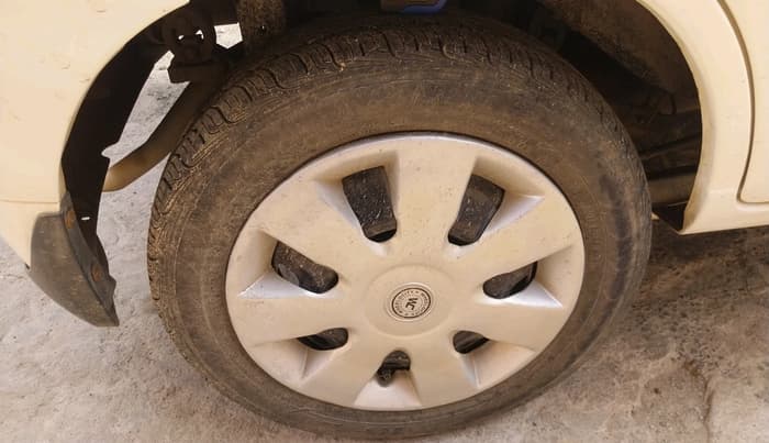2012 Maruti Alto K10 VXI, Petrol, Manual, 88,413 km, tyre