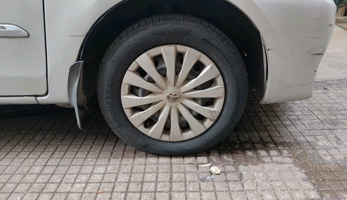 2011 Toyota Etios G, Petrol, Manual, 63,773 km, tyre
