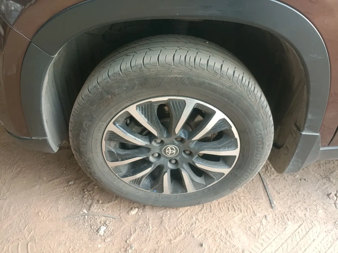 2022 Toyota URBAN CRUISER PREMIUM GRADE MT, Petrol, Manual, 87,541 km, tyre
