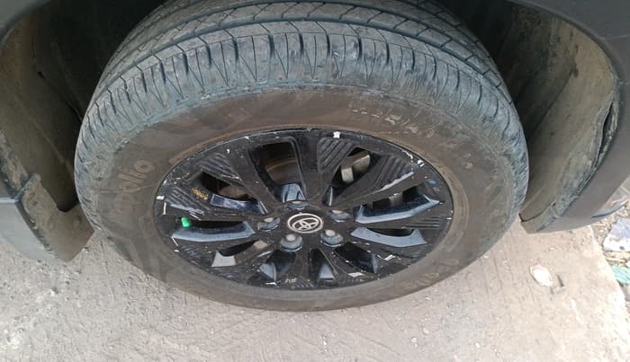 2022 Toyota URBAN CRUISER HIGH GRADE MT, CNG, Manual, 64,519 km, tyre
