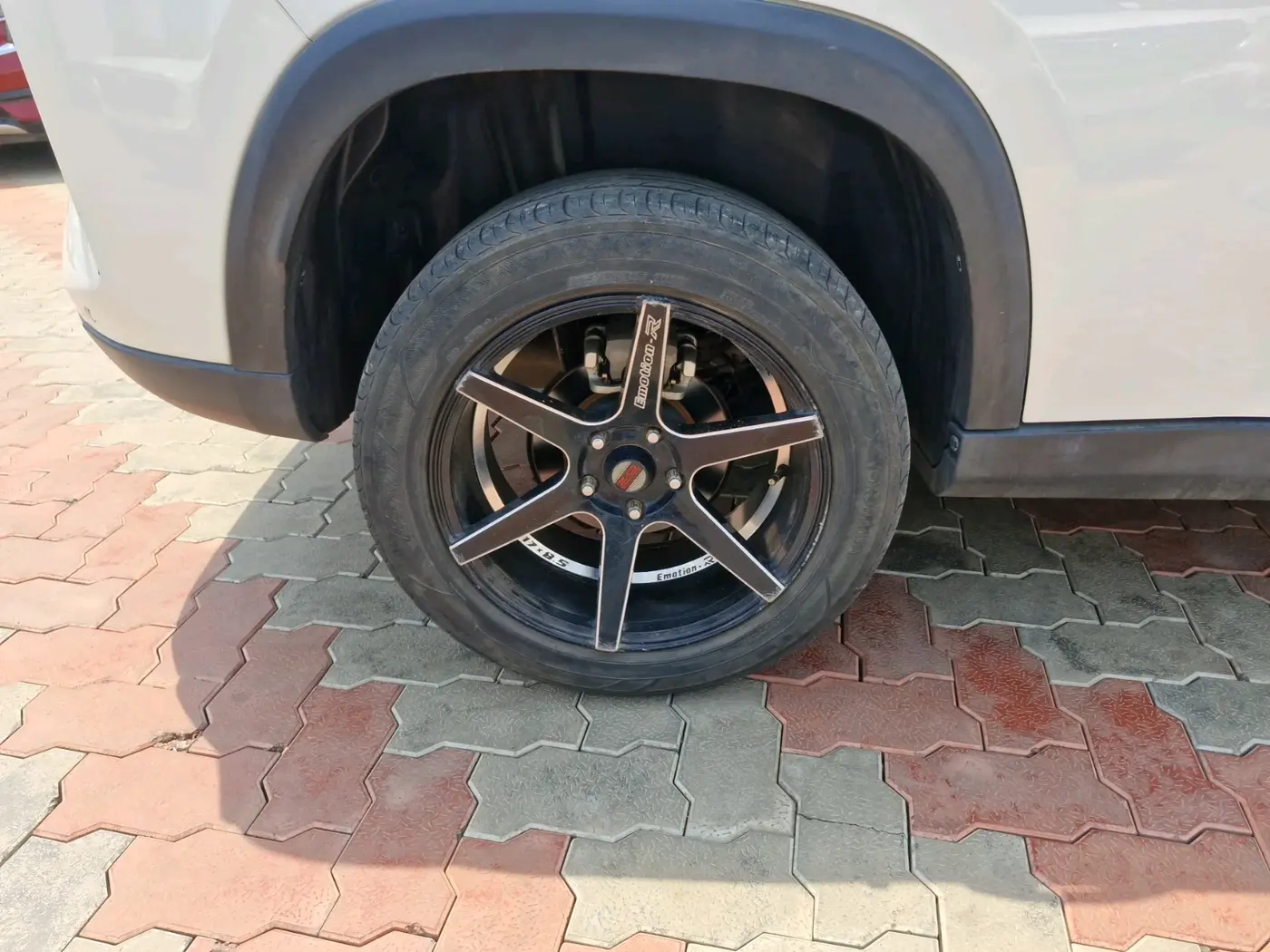 2022 Maruti Grand Vitara ZETA SMART HYBRID, Petrol, Manual, 60,566 km, tyre