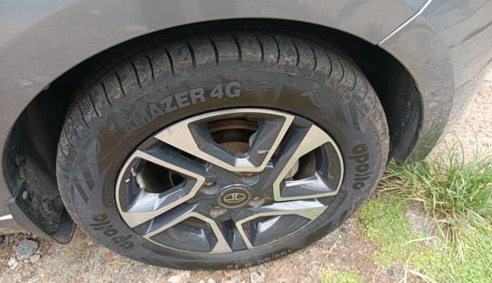 2019 Tata Tiago XZA PLUS PETROL, Petrol, Automatic, 31,788 km, tyre