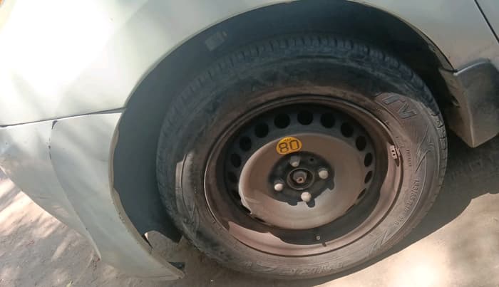 2017 Maruti Baleno ZETA PETROL 1.2, Petrol, Manual, 42,235 km, tyre