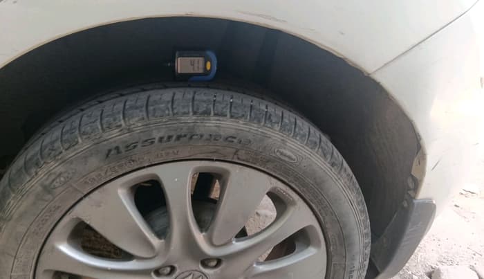 2017 Maruti Baleno ZETA PETROL 1.2, Petrol, Manual, 42,235 km, tyre