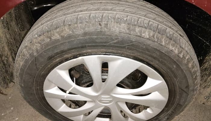 2012 Maruti Wagon R 1.0 VXI, Petrol, Manual, 71,274 km, tyre