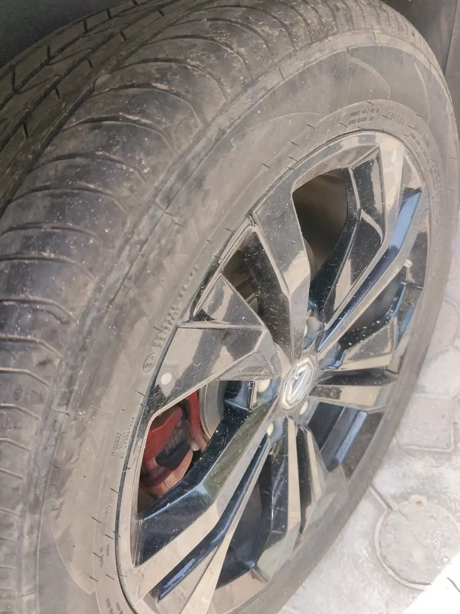 2024 MG HECTOR 100 Year Limited Edition CVT, Petrol, Automatic, 15,299 km, tyre