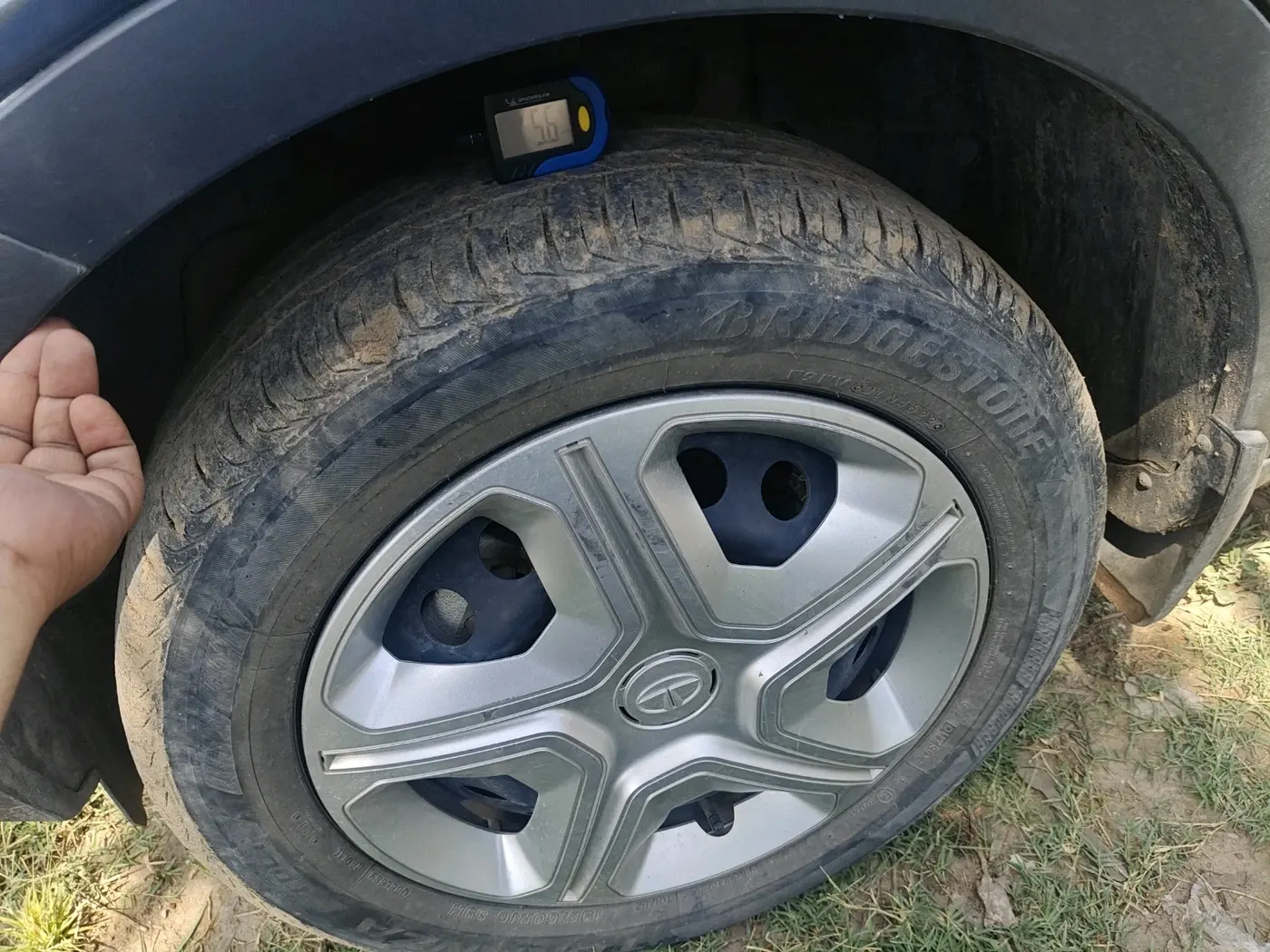 2022 Tata NEXON XM SUNROOF PETROL, Petrol, Manual, 35,225 km, tyre