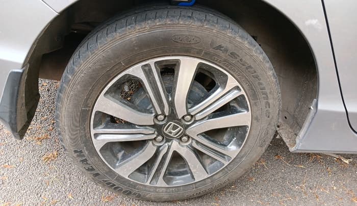 2022 Honda City 1.5L I-VTEC V MT 5TH GEN, Petrol, Manual, 37,782 km, tyre