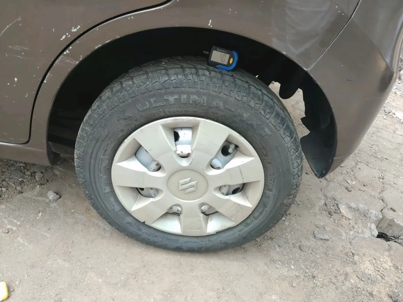 2012 Maruti Wagon R 1.0 LXI CNG, CNG, Manual, 84,289 km, tyre