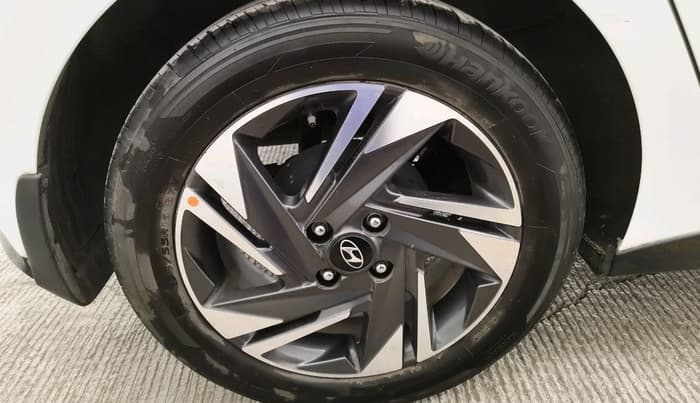 2021 Hyundai NEW I20 ASTA (O) 1.2 MT, Petrol, Manual, 19,769 km, tyre