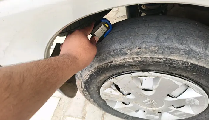 2022 Maruti Eeco 7 STR STD(O), Petrol, Manual, 1,13,436 km, tyre