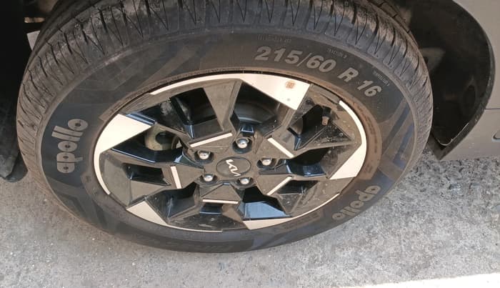 2024 KIA SONET HTX 1.5 DIESEL MT, Diesel, Manual, 1,661 km, tyre