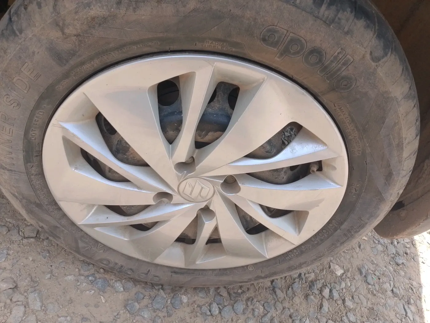 2022 Maruti Baleno SIGMA PETROL 1.2, Petrol, Manual, 48,531 km, tyre